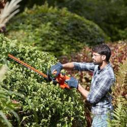 Cortacercos Black & Decker 420 Watts