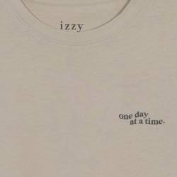 Remera Mujer Izzy Crudo Talle 40