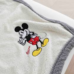 Manta Sherpa con Aplique 180x130 Mickey