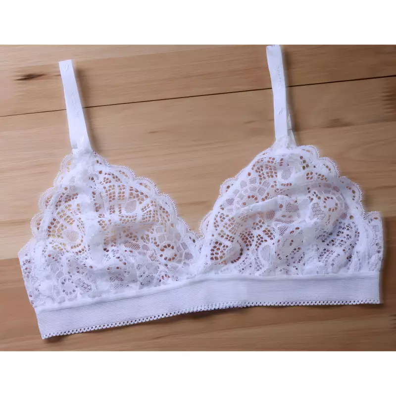 Sosten de encaje blanco sale